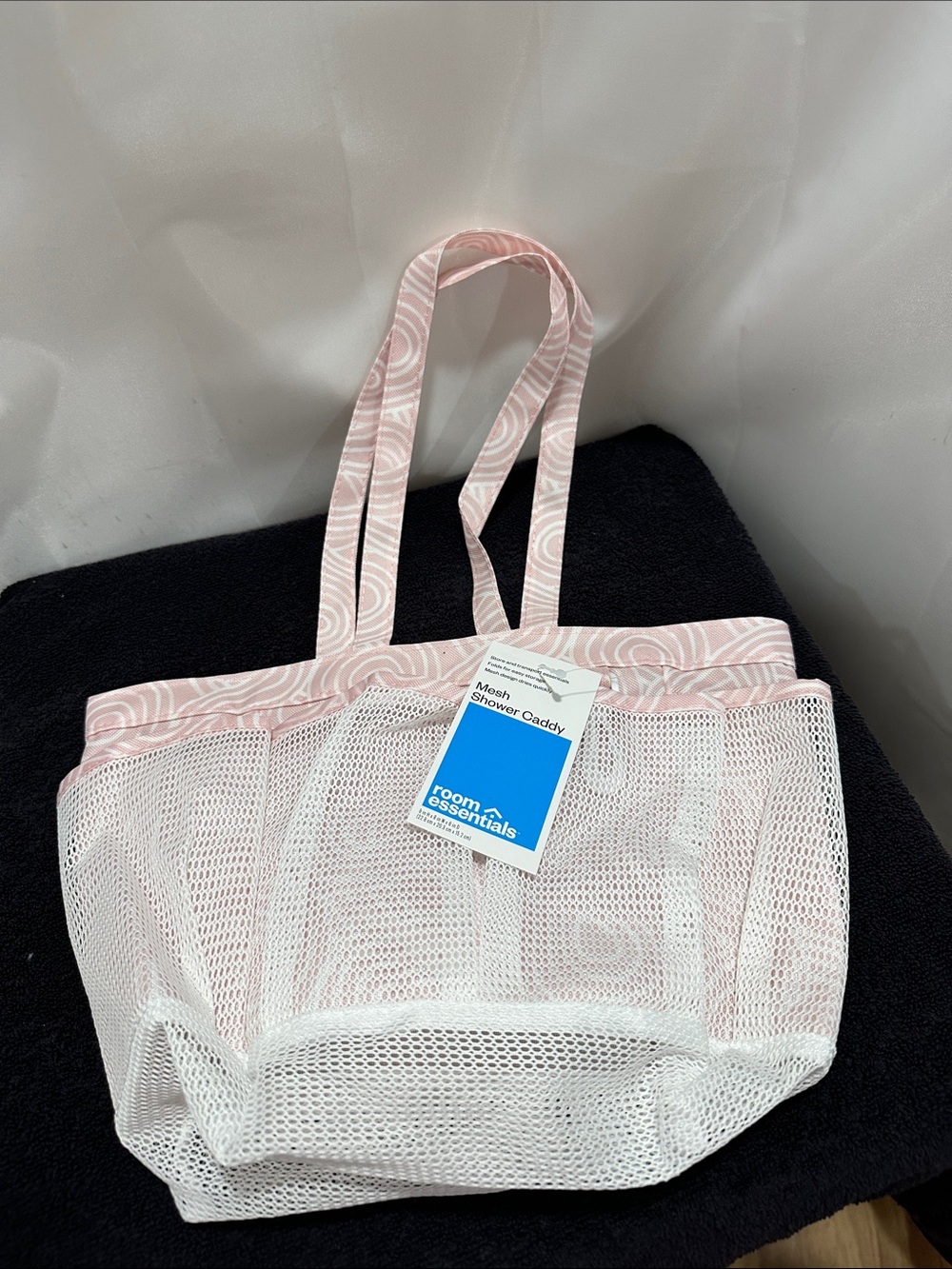 Room Essentials Pink and White Mesh Tote with Patterned Handles NWT
